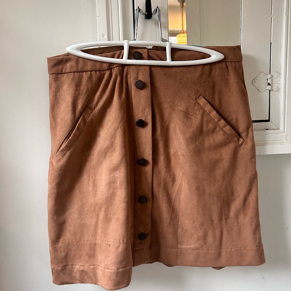 Faux Suede Faux Button mini skirt with pockets